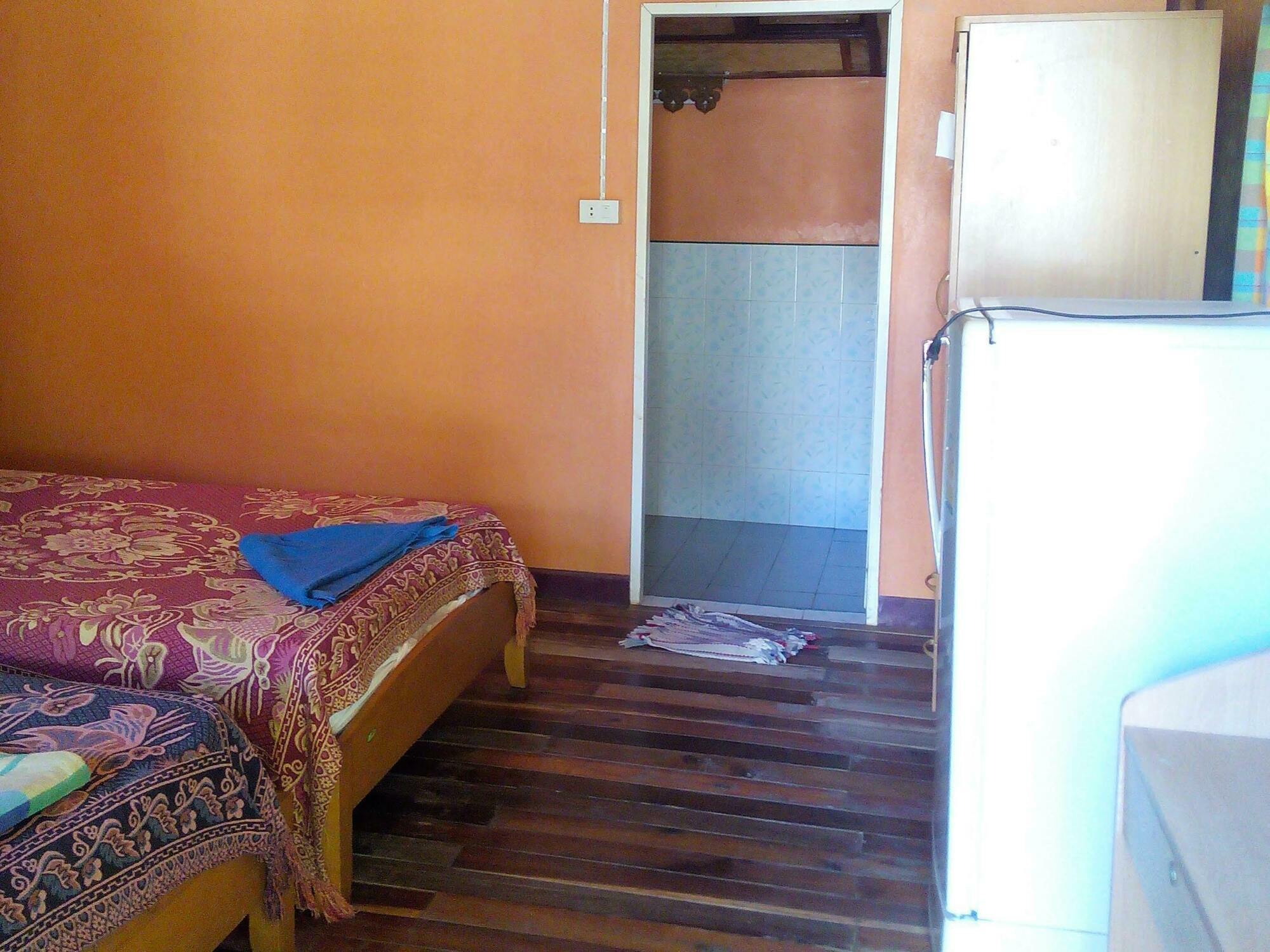 Chill Chill Long Beach Hostel Ko Lanta Exterior foto