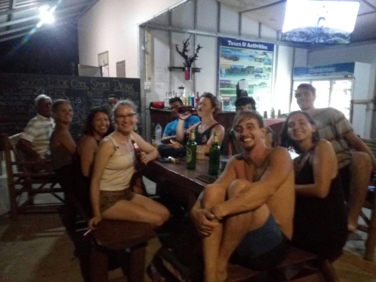 Chill Chill Long Beach Hostel Ko Lanta Exterior foto