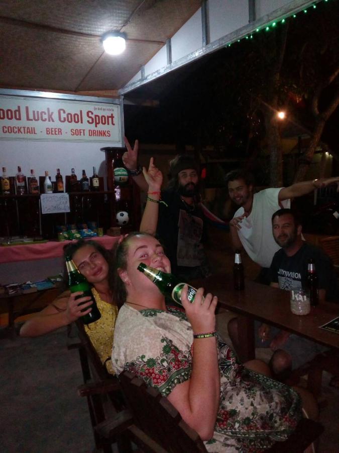 Chill Chill Long Beach Hostel Ko Lanta Exterior foto